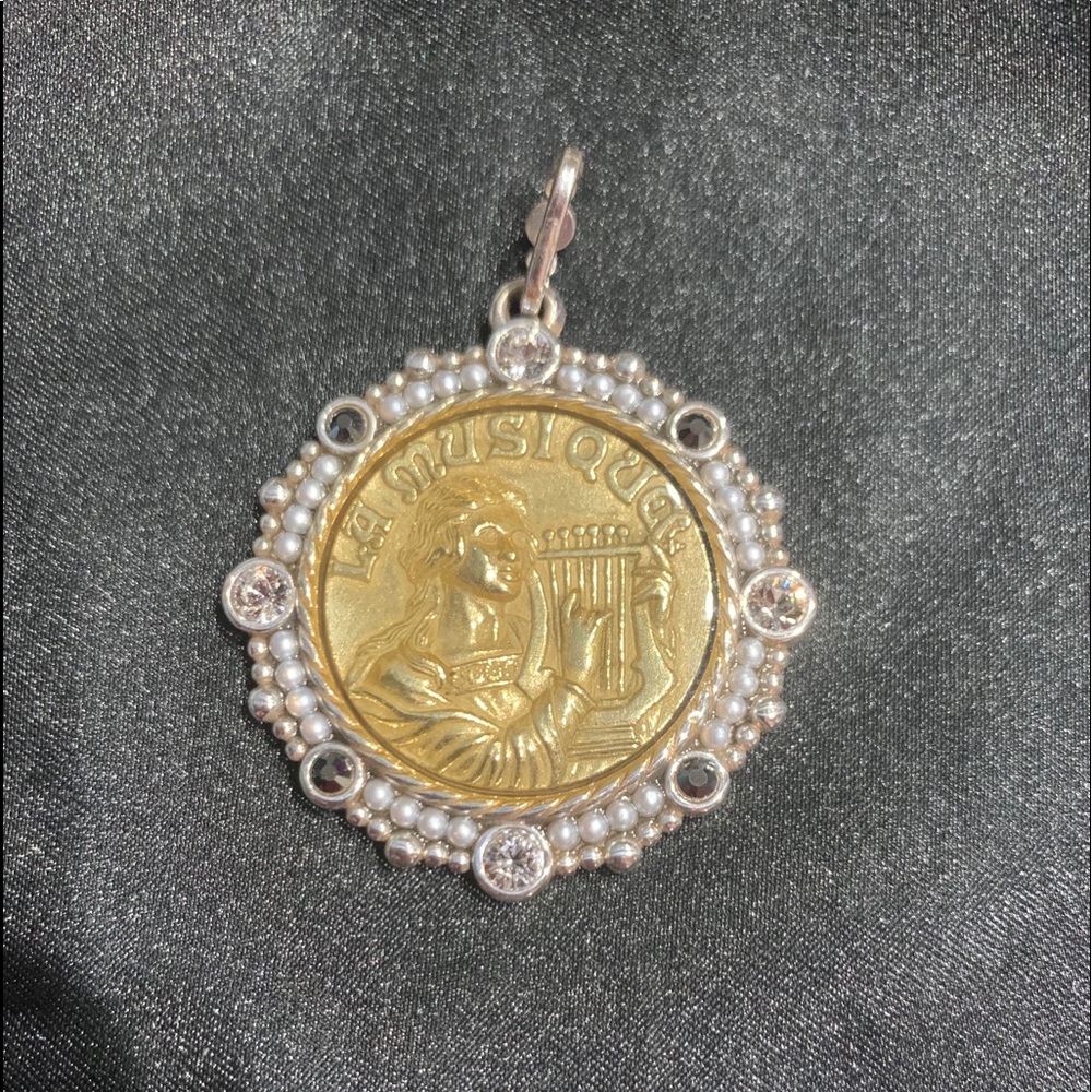 Brighton Pendant